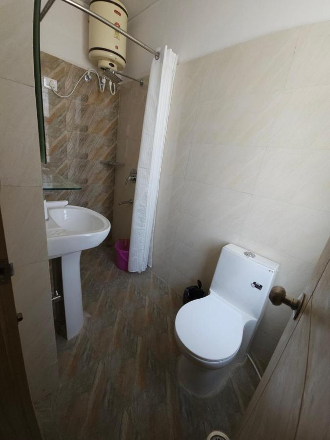 Pink Vista Hotel Jaipur Bagian luar foto