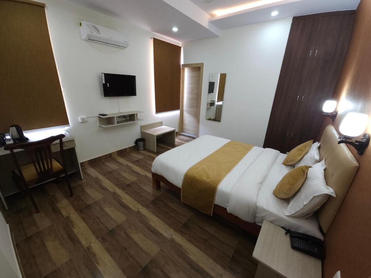 Pink Vista Hotel Jaipur Bagian luar foto