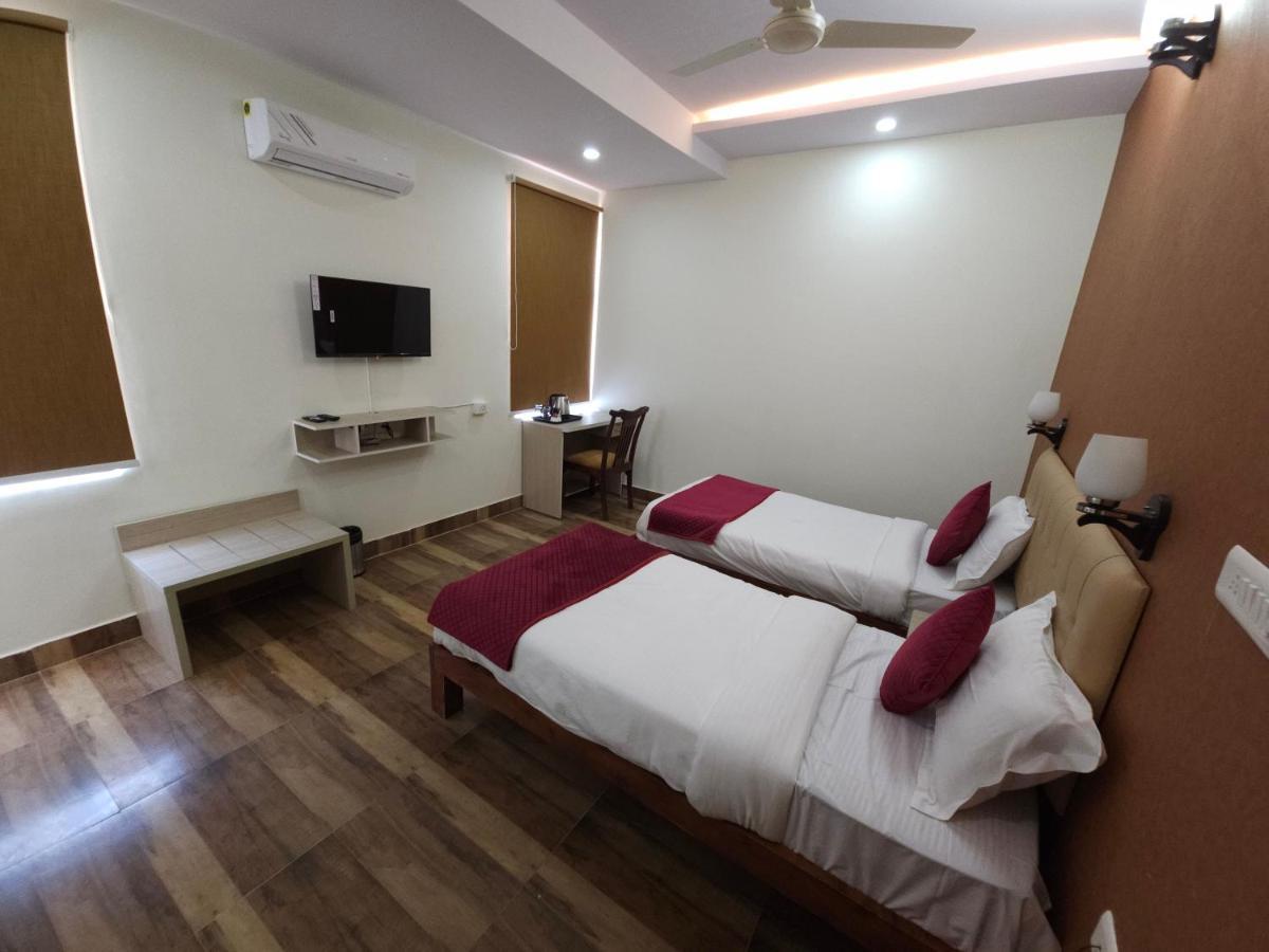 Pink Vista Hotel Jaipur Bagian luar foto