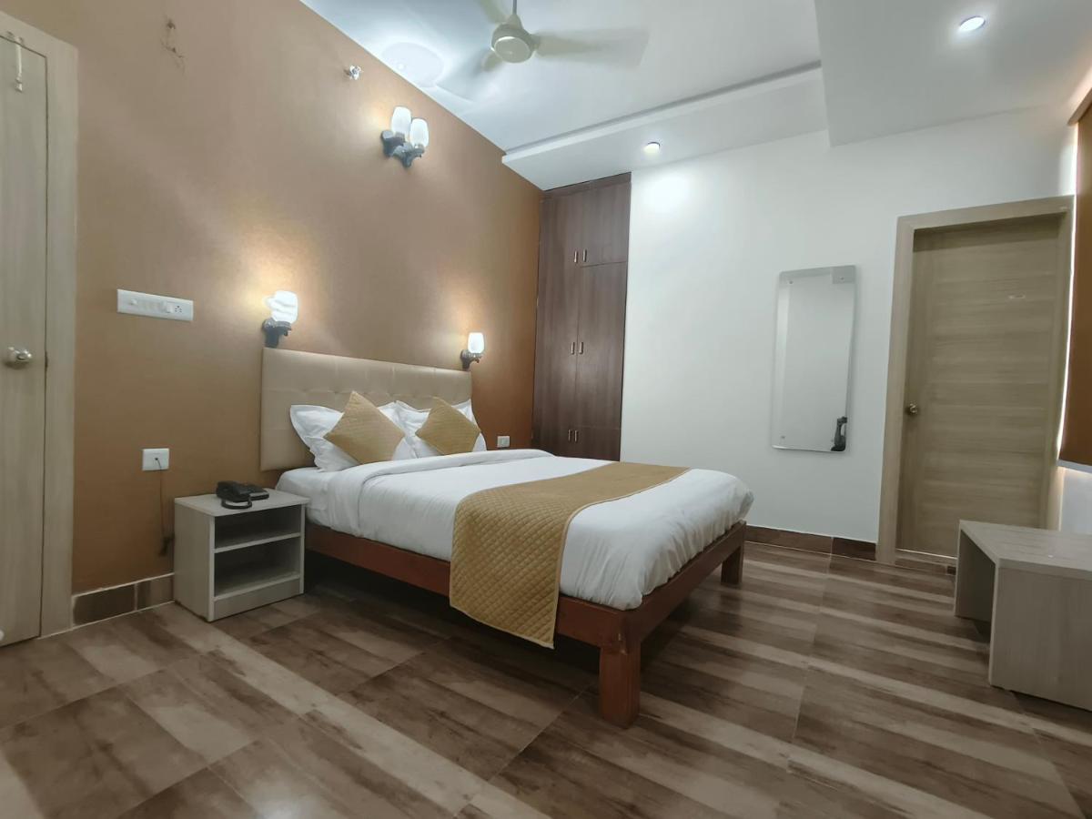 Pink Vista Hotel Jaipur Bagian luar foto